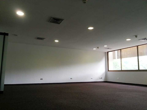 Oficina En Alquiler Torre La California, La California Sur, Macaracuay, Caracas Mo10