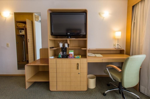 Imagem 3 de 15 de Flat Holiday Inn, Na Zona Norte, Prox A Marg Tiete E Aeroporto Campo De Marte - Sf30099