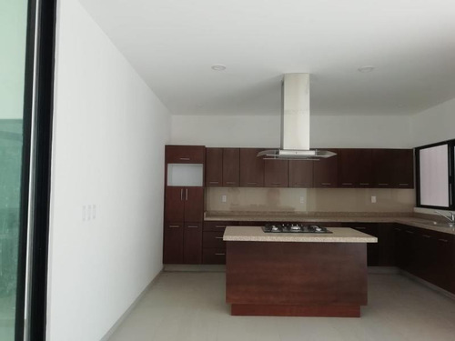 Imagen 5 de 12 de Casa Sola Venta O'lindo