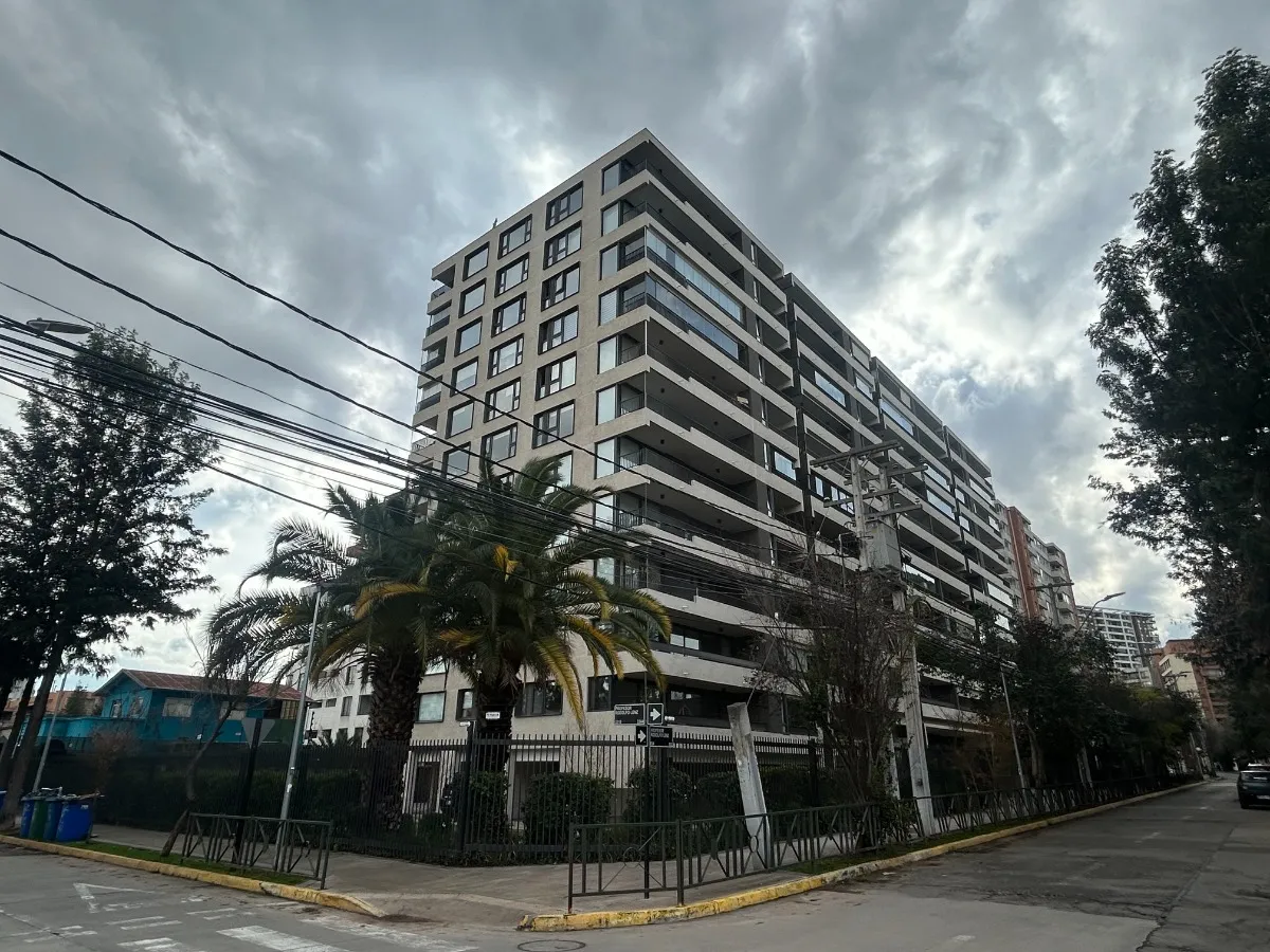 Imagen 1 de 25 de Gran Departamento En Ñuñoa / 3 Dorm + 3 Baños + 2 Estac.