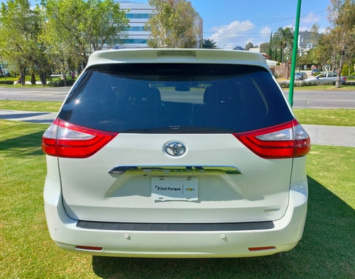 Imagen 5 de 13 de Toyota Sienna Limited 2017