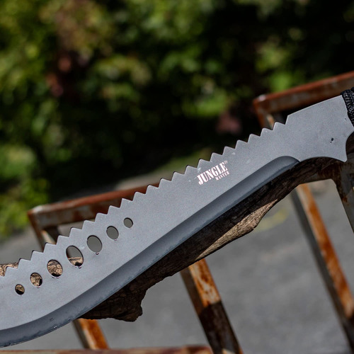 Machete Con Hoja Serrada Y Mango Envuelto En Cordón 53 Cm De