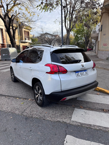 Peugeot 2008 1.6 Feline Tip