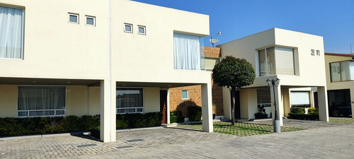 Renta De Casa Bosque De Las Fuentes, Calimaya