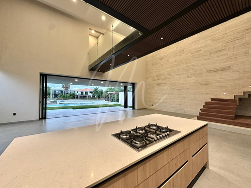 Casa En Venta En Cancun En Lagos Del Sol