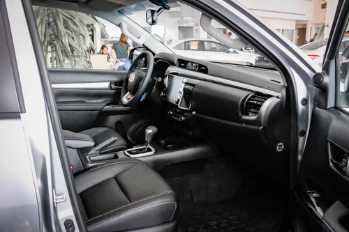 Toyota Hilux Cabine Dupla Srv 2.8 Tdi Cd 4x4 (aut)