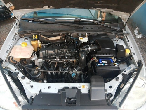 Imagem 15 de 15 de Focus 1.6 Gl 8v Flex 4p Manual