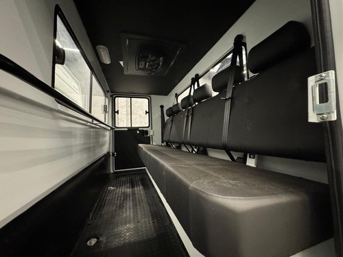 Mb Atego 1719 4x2 Guindaste Munck Argos 20t Cabine 6 Pessoas