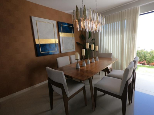 Casa Sola En Venta Capittala