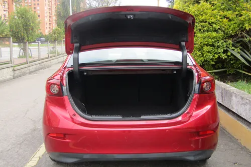 Mazda 3 2.0 Touring At