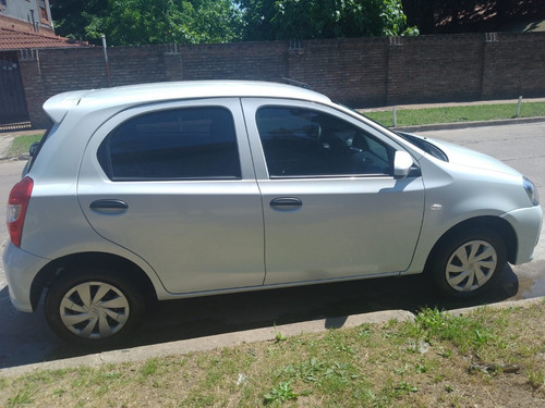 Toyota Etios 1.5 X 6mt My19