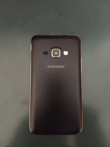Celular Samsung J1
