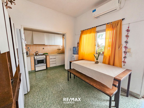 Venta Casa Centrica 2 Dorm San Nicolas Apta Cred