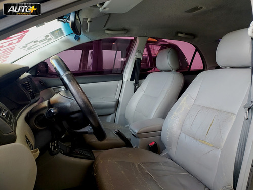 Imagem 6 de 8 de Corolla 1.8 16v 4p Seg Automático