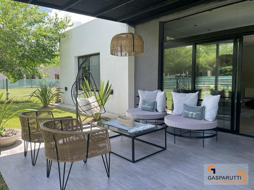 Imagen 29 de 30 de Casa En 1 Planta En Venta En Barrio San Matías, 5 Ambientes!