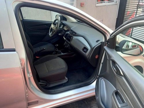 Imagen 13 de 16 de Chevrolet Onix 2020 1.4 Joy Ls