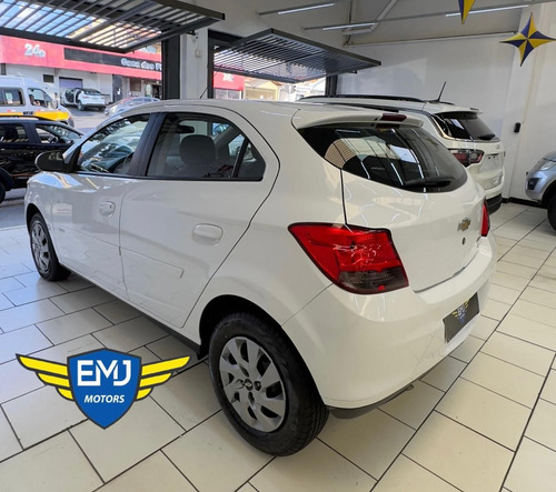 Chevrolet Onix ONIX HATCH LT 1.4 8V FlexPower 5p Aut.