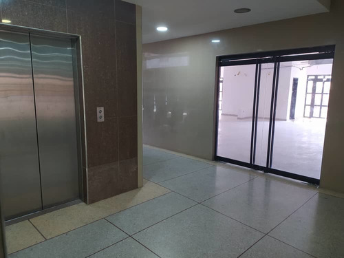 Imagen 2 de 15 de En Venta Oficina, Obra Blanca, Puerto Cabello Plof-53 Rc