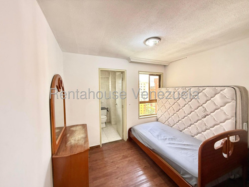 Bello Apartamento En Venta El Rosal Amc