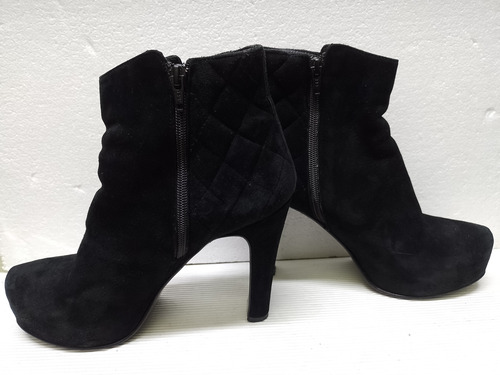 Botas De Gamuza Negras N° 39 De Mujer Taco 11cm. Muy Buenas (Usado)