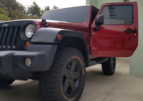 Jeep Wrangler Sahara 3.8