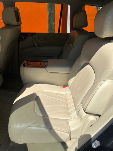 Infiniti QX80 5.6l Perfection 7 Pasajeros At