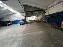 Comprar Venta Garage - Parking En Ciudad Vieja - Centro 1800 M2 Techados Ideal Logistica  Deposito Y Distribucion