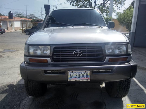 Toyota Autana Automática 4x4