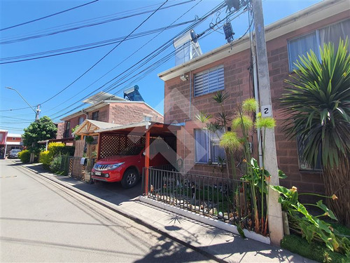 Casa En Venta De 3 Dorm. En Puente Alto