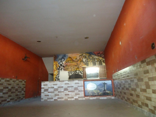 Imagem 18 de 22 de Vende Prédio Com Loja Terreo, Quatro Apartamento De 1 Quarto E Uma Quitinete Na Rua Cacique, Centro De Nova Iguaçu. - Lj00018 - 32893218