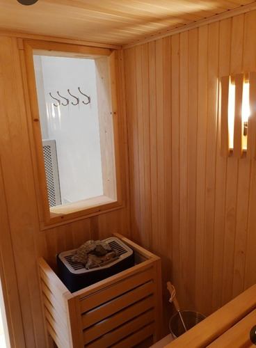 Sauna Seco De Madera Y Vidrio A Medida Alta Gama Artesanal (Usado)