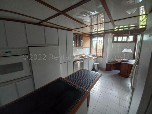 En Venta Apartamento Urbanizacion San Roman, Ericka E