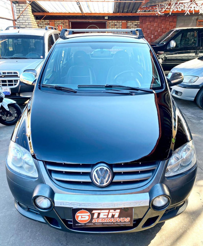 Imagem 2 de 9 de Volkswagen Crossfox 2008 1.6 Total Flex 5p
