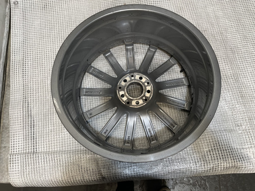 Roda Original Mercedes Gla 35 Amg 2022/24 Aro 20 (unid) (Usado)