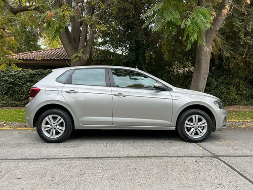 Imagen 4 de 15 de Volkswagen Polo 1.6 At Confortline