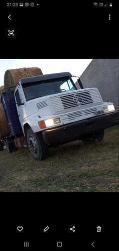 Mercedes Benz 1620. Cabina Simple