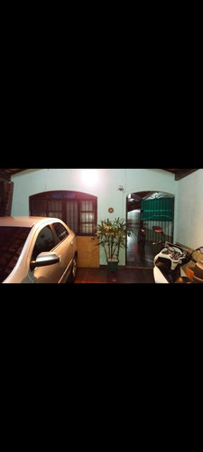 Casa 2 Dorm. C/ 1 Suite