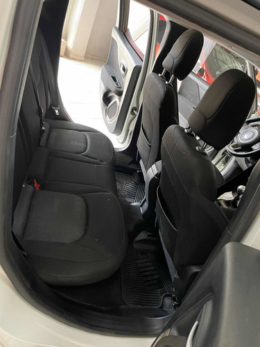 Imagen 7 de 7 de Jeep Renegade 2018 1.8 Sport