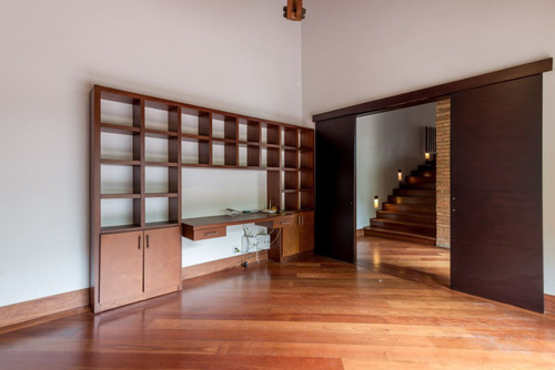 Casa En Arriendo En Santa Ana. Cod A14938
