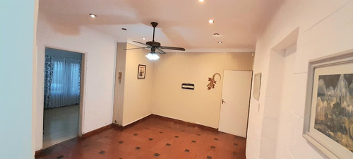 Venta 2 Viviendas Y Local (a Metros De Crovara)