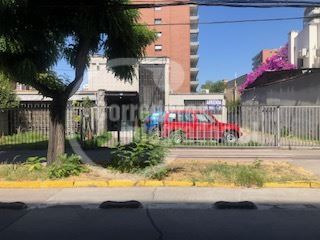 Casa En Arriendo De 10 Dorm. En Providencia