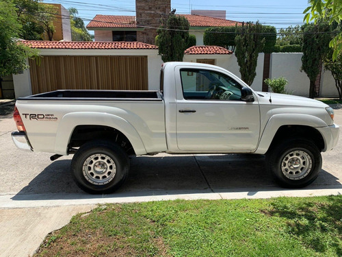 Imagen 4 de 12 de Toyota Tacoma Prerunner Sr5 2006