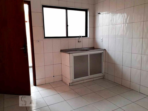 Imagem 6 de 12 de Casa Para Aluguel - Jardim Do Mar, 2 Quartos, 74 - 893173227