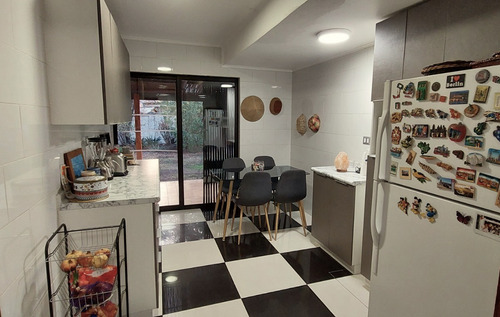 Imagen 3 de 18 de Amplia Casa Remodelada Manquehue Martin De Zamora