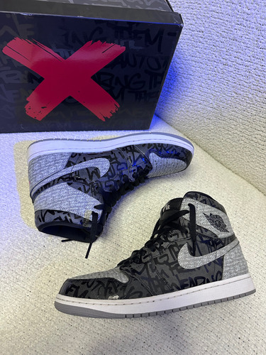 Tenis Jordan 1 Retro High Rebellionaire (28.5mx) (Usado)