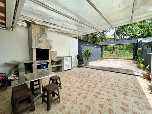 Imagen 11 de 16 de Casa En Venta En Pirineos Ll. Kr