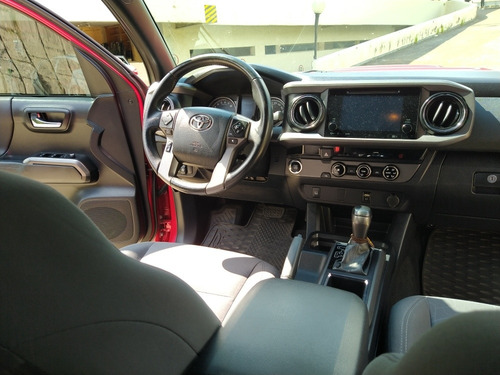 Imagen 15 de 15 de Toyota Tacoma 2017 3.5 Trd Sport At