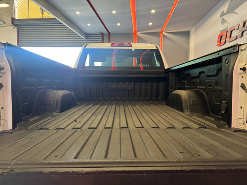 GMC Sierra 5.4 Cabina Regular Sle 4x4 At