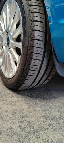 Ford Fista Titanium 1.6 Mt