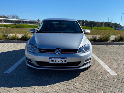 Volkswagen Golf 2015 1.4 Comfortline Tsi